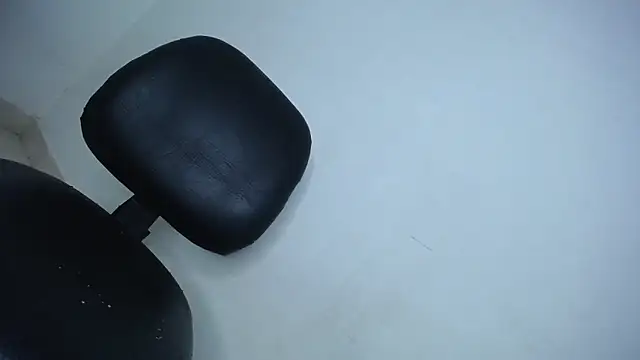 xoxo 06 online show from 03.21.25