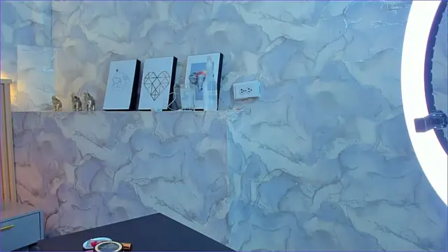 AinaraJimenez online show from 09.16.25