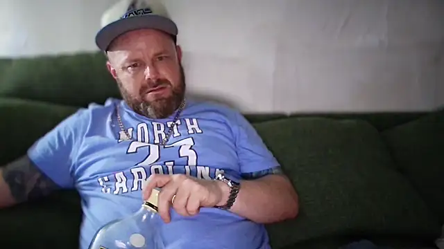 Thickirishcock850 online show from 04.05.26