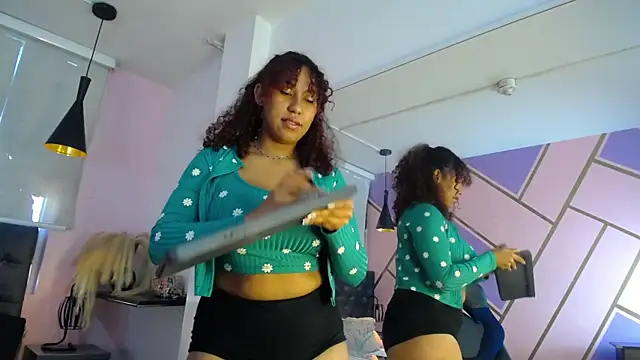 lauraltt online show from 01.20.25