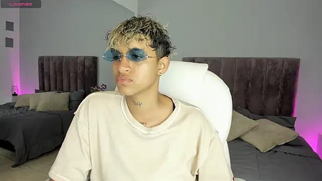 Dominick jones online show from 01.19.25