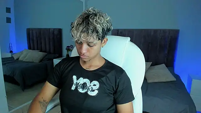 Dominick jones online show from 01.26.25