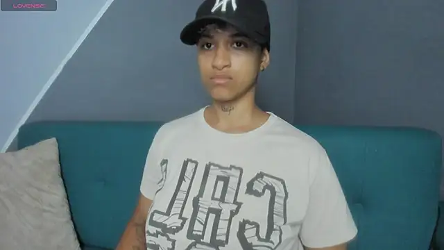 Dominick jones online show from 03.05.25