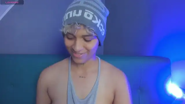 Dominick jones online show from 03.09.25