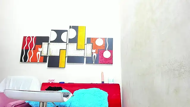 Mariana 16  online show from 03.11.25