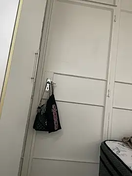 Snapshot of beverlyxxxx chatting on 03.19.25 beverlyxxxx online show from 03.19.25