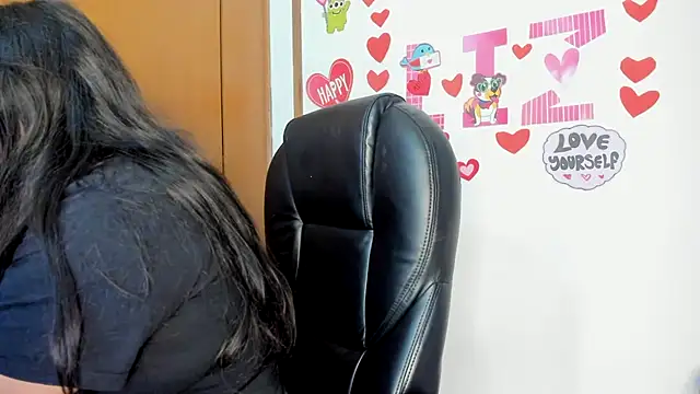 lizzie c online show from 03.04.25