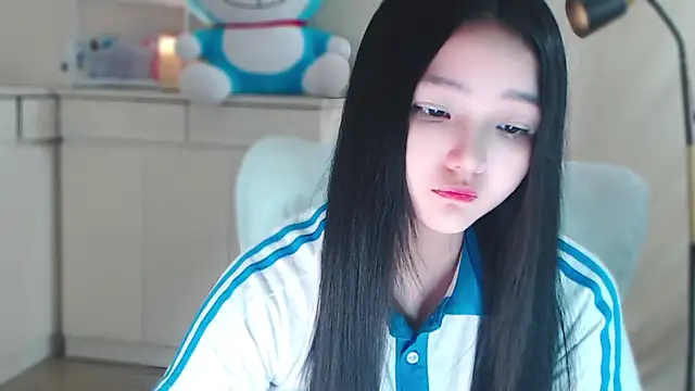 xiao-xiao-D online show from 01.05.25