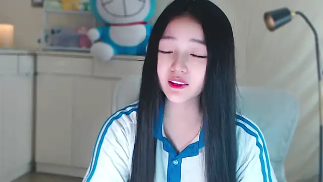 xiao-xiao-D online show from 01.07.25