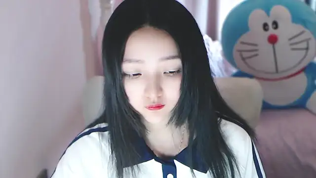 xiao-xiao-D online show from 02.17.25