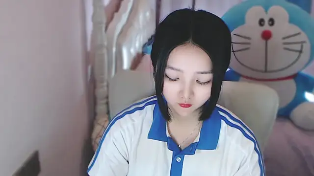 xiao-xiao-D online show from 02.18.25