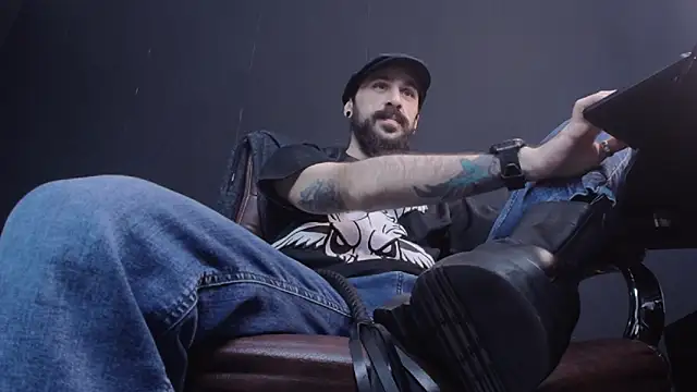 AxelColton online show from 02.05.25