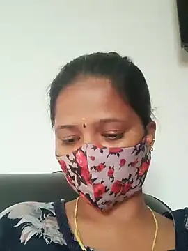 Snapshot of Tamil_Sanjana_ chatting on 02.05.25 Tamil Sanjana  online show from 02.05.25