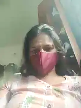 Snapshot of Tamil_Sanjana_ chatting on 03.05.25 Tamil Sanjana  online show from 03.05.25