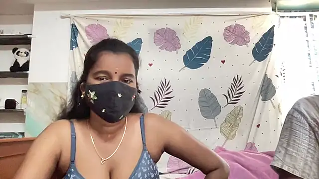 Snapshot of Tamil_Sanjana_ chatting on 07.15.26 Tamil Sanjana online show from 07.15.26