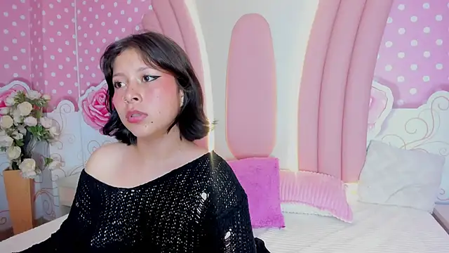 Lily Martinez online show from 03.17.25