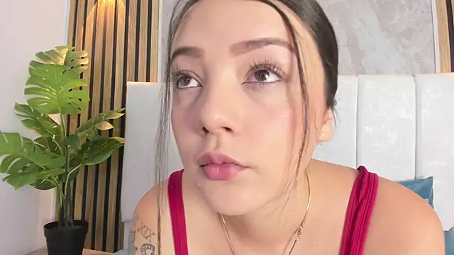 Snapshot of Samantha_Good chatting on 06.21.26 Samantha Good online show from 06.21.26