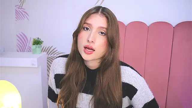 Daisha Riley online show from 02.20.25