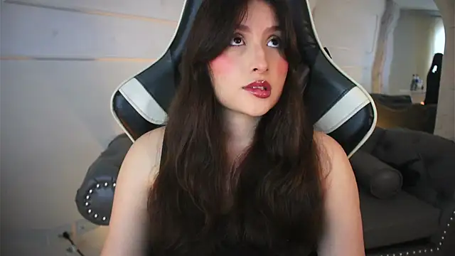Snapshot of Daisha_Riley chatting on 04.17.26 Daisha Riley online show from 04.17.26
