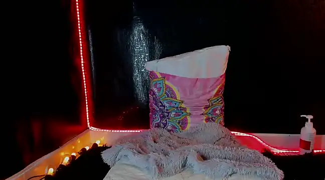 Snapshot of katizaldana chatting on 01.19.25 katizaldana online show from 01.19.25