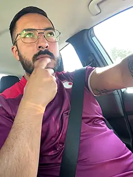 Snapshot of truenoxxx13 chatting on 10.05.25 truenoxxx13 online show from 10.05.25