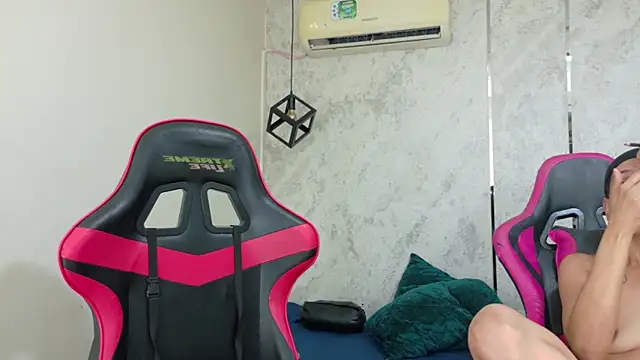 dani-lue online show from 04.15.26