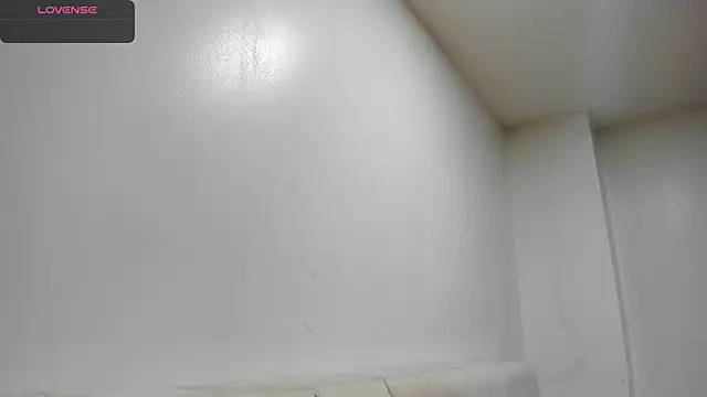 AbrilSonne online show from 03.06.25