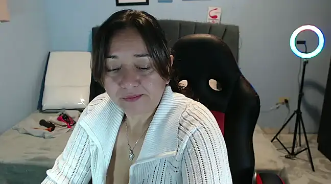 AngelRouss online show from 01.21.25