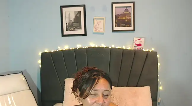 AngelRouss online show from 01.24.25