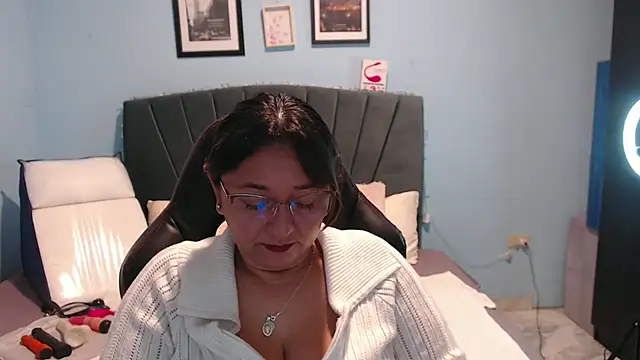 AngelRouss online show from 03.01.25