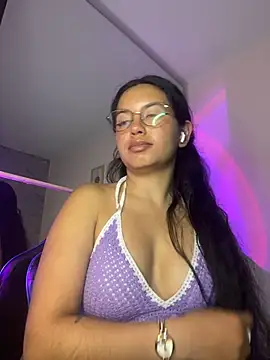 Snapshot of Rosita_forever_ chatting on 04.26.26 Rosita forever online show from 04.26.26