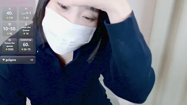 UYU man online show from 02.04.25