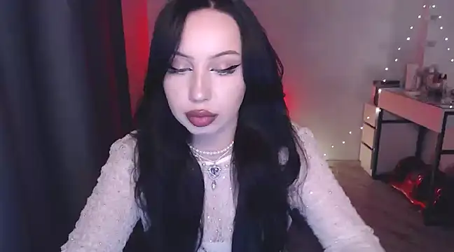 Snapshot of MoranaMissGod chatting on 01.28.25 MoranaMissGod online show from 01.28.25