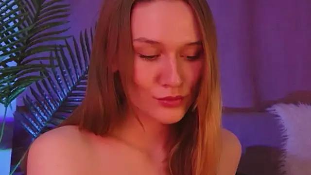 Hina  Derry online show from 01.13.25