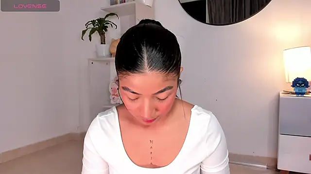 martina roldam online show from 02.13.25