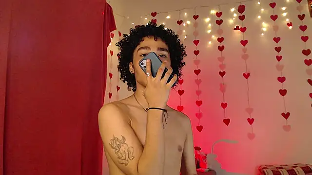 seven7xis online show from 02.14.25