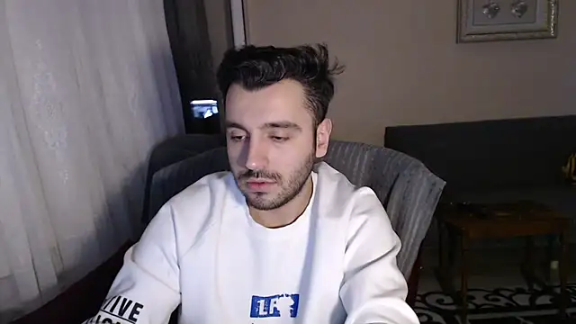 handsomeee04 online show from 11.18.25