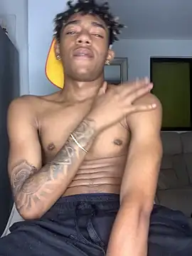 Boy cock18 online show from 02.20.25