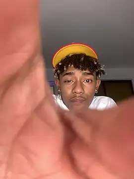 Boy cock18 online show from 02.21.25