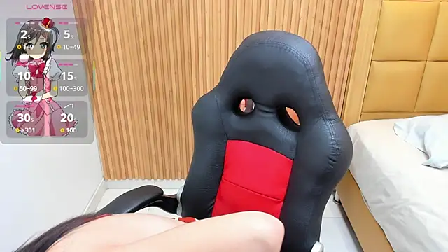 LOLAMAXI online show from 11.07.25