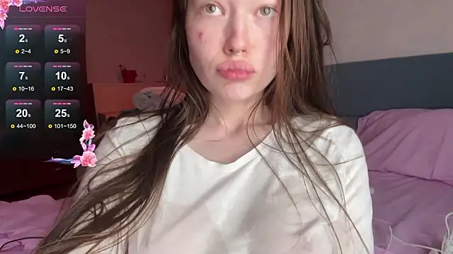Snapshot of eva_varnerr chatting on 03.24.26 eva varnerr online show from 03.24.26