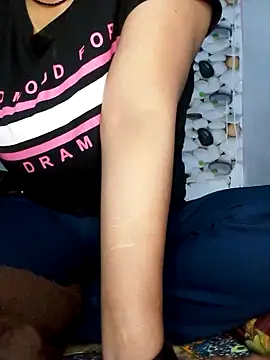 Snapshot of Riyashahi1 chatting on 02.19.25 Riyashahi1 online show from 02.19.25