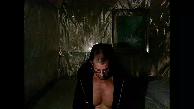 Snapshot of Marieettee chatting on 01.10.25 Marieettee online show from 01.10.25