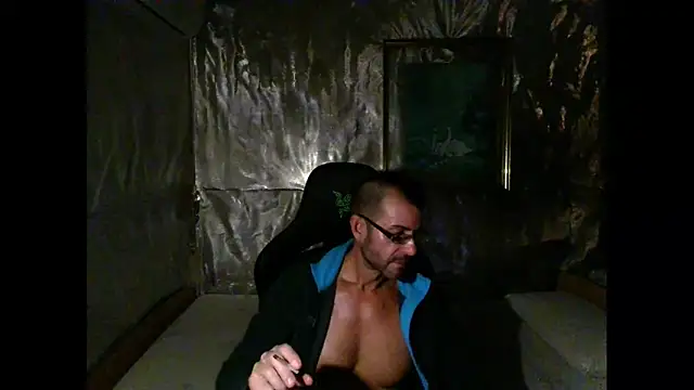 Snapshot of Marieettee chatting on 01.22.25 Marieettee online show from 01.22.25