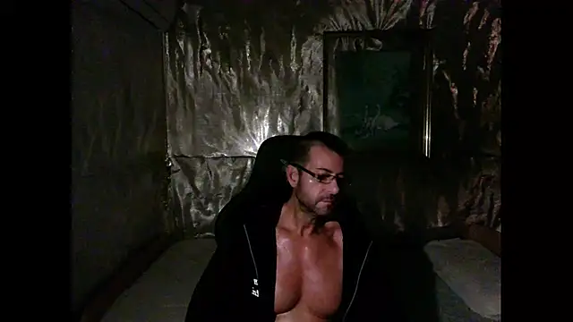 Snapshot of Marieettee chatting on 01.28.25 Marieettee online show from 01.28.25