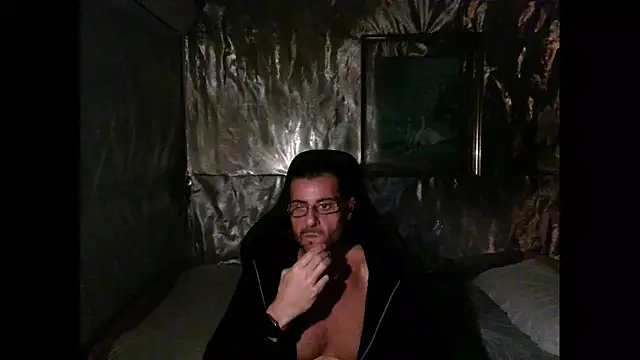 Snapshot of Marieettee chatting on 01.30.25 Marieettee online show from 01.30.25