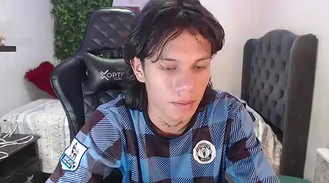 Snapshot of andy_dan18 chatting on 01.09.25 andy dan18 online show from 01.09.25