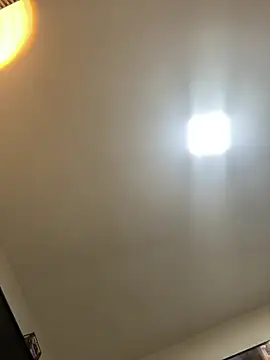 MiaLaurents online show from 02.27.25