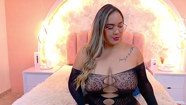 MiaLaurents online show from 01.18.26