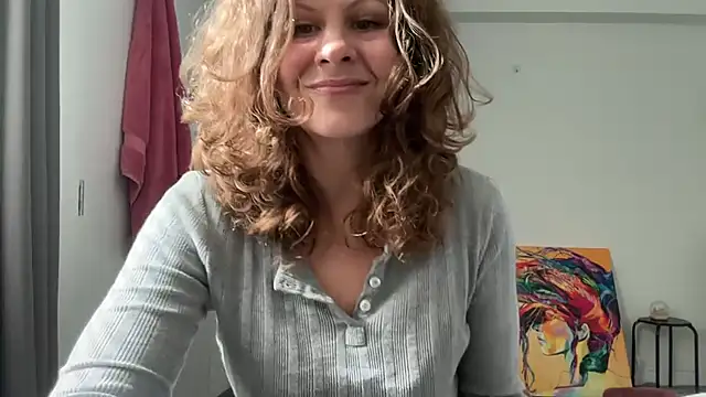 leahsparkles online show from 10.11.25